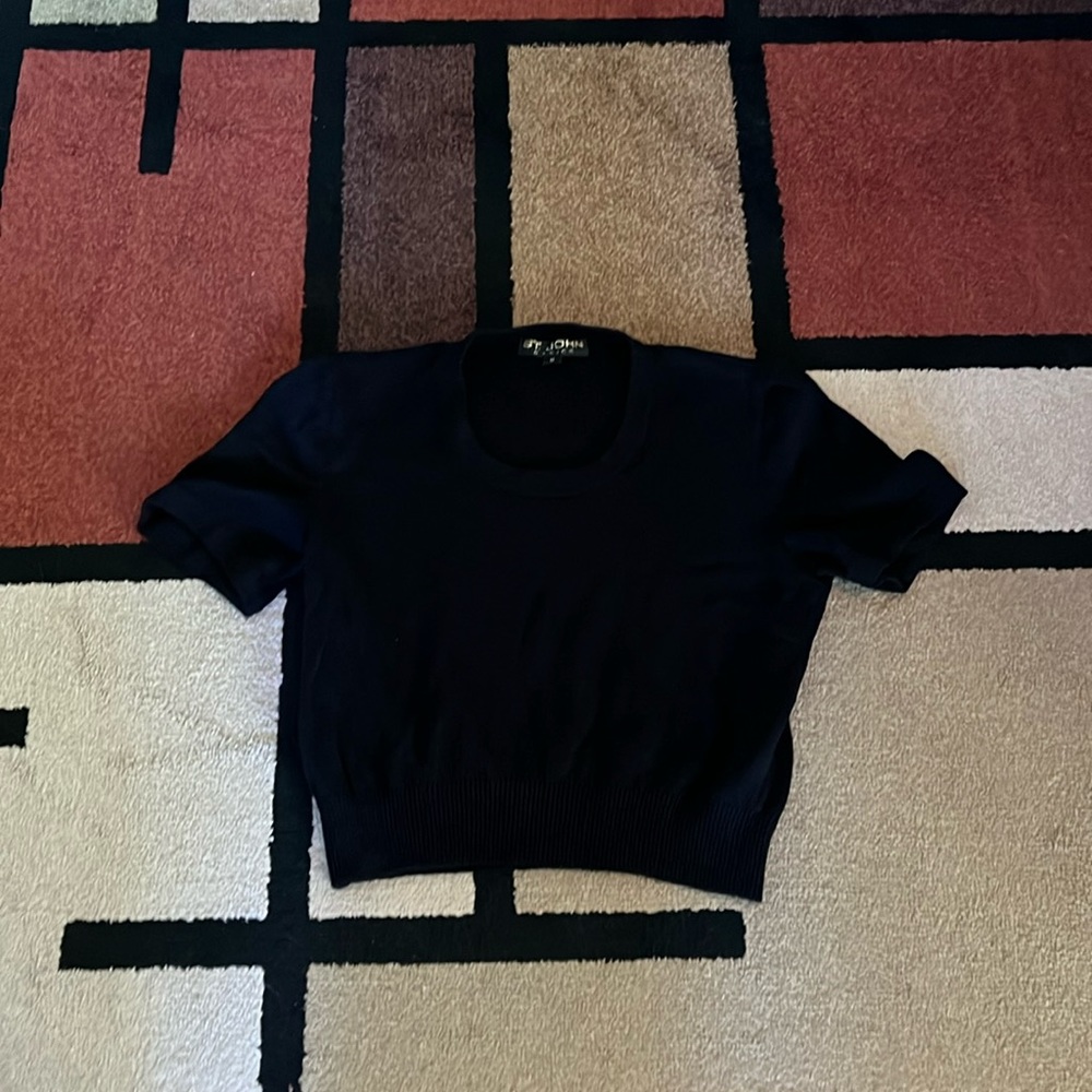 St. John knit crop